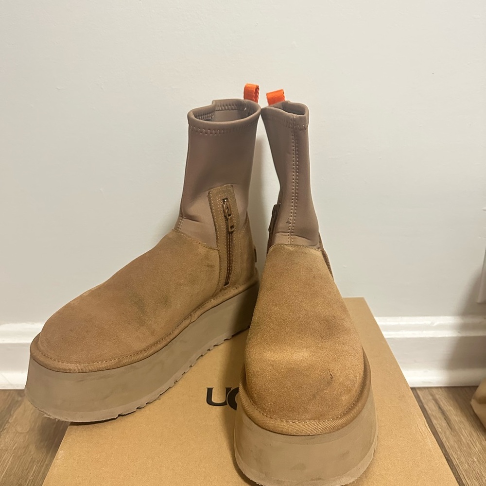 UGG Classic Tan Footwear